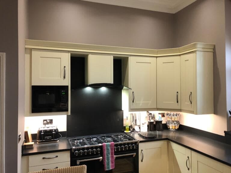 Under cabinet lighting